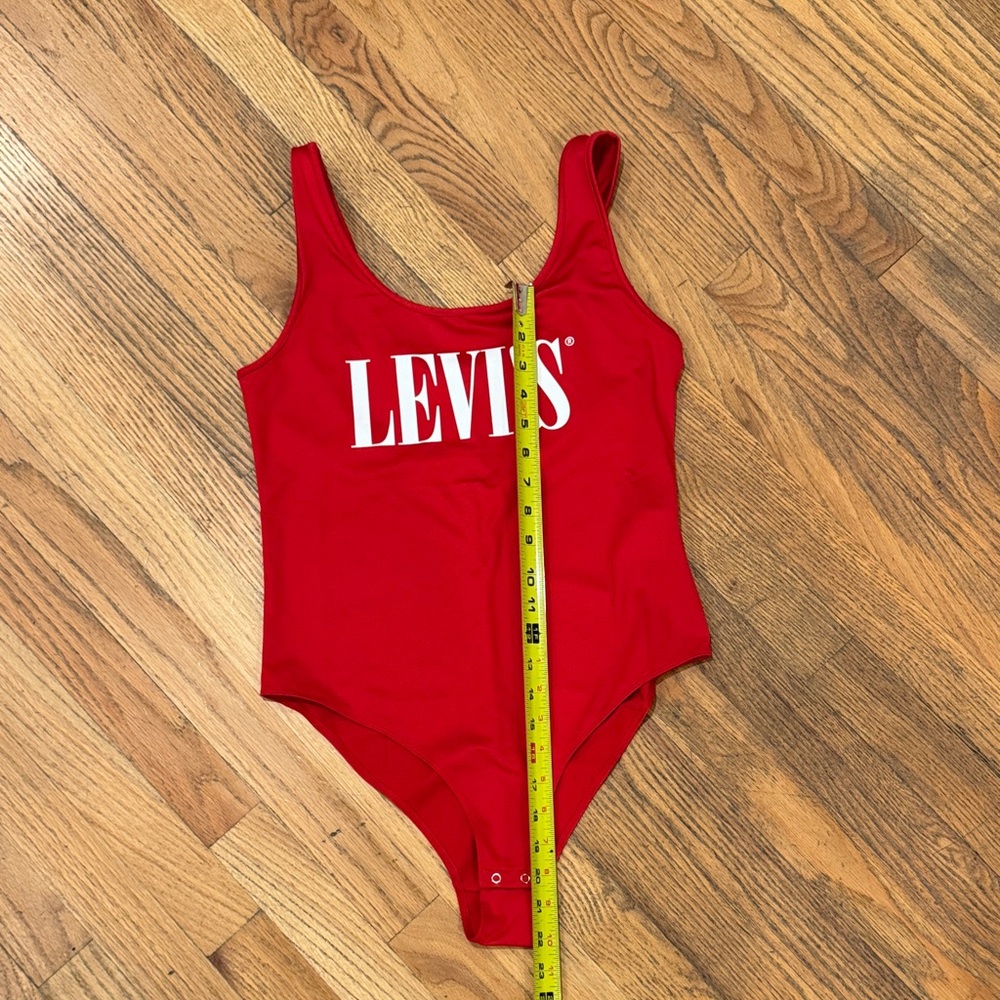 Levi's Vibrant Red Bodysuit Size: Medium - Picture 4 of 5